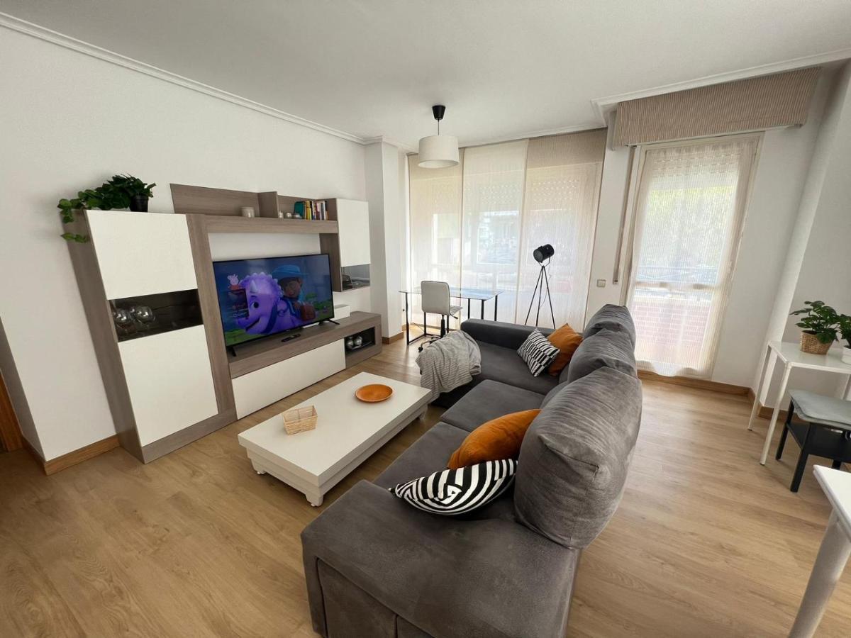 Pool And Confort 3 Habitaciones Y Garaje By Apartamentos لوغرونيو المظهر الخارجي الصورة
