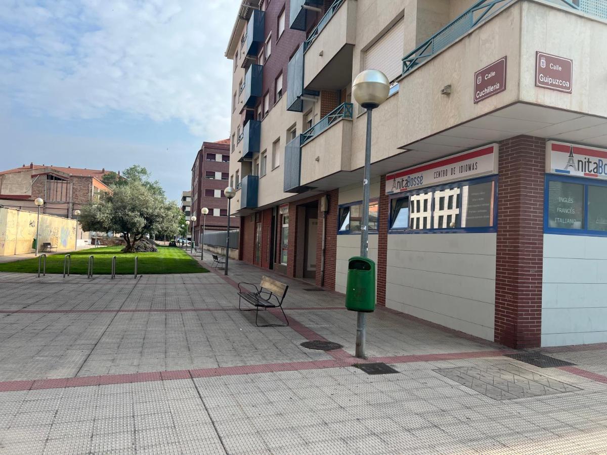 Pool And Confort 3 Habitaciones Y Garaje By Apartamentos لوغرونيو المظهر الخارجي الصورة